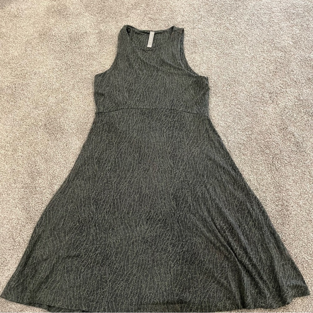 Athleta Thera Sleeveless Dress